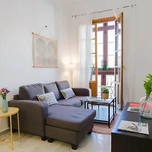 Hola Atarazanas , Málaga España
